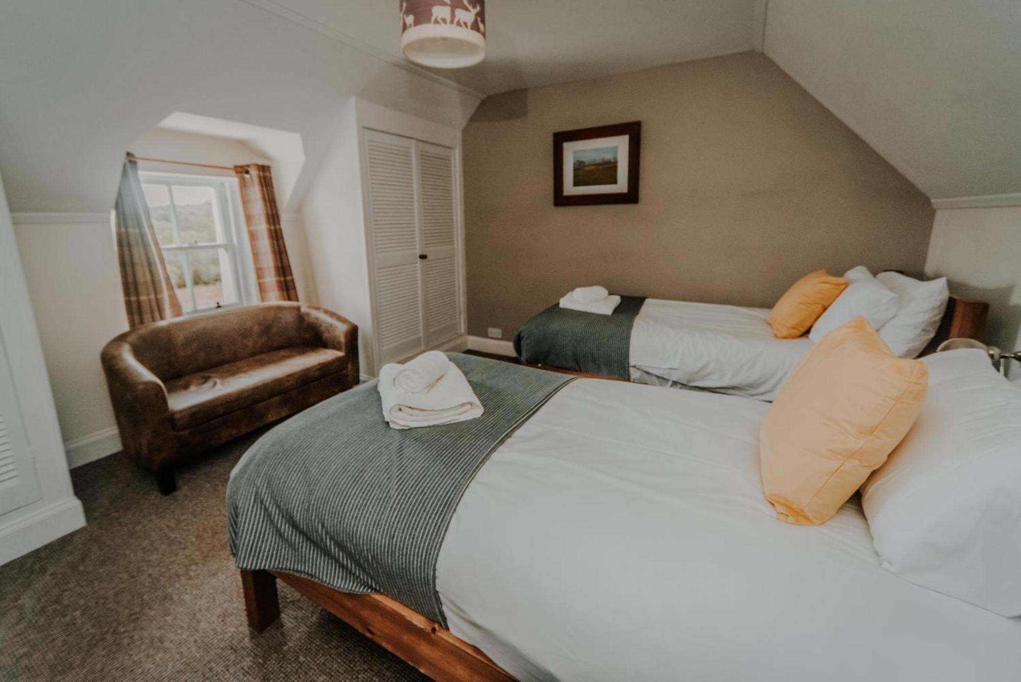 Old Kyle Farm - Stunning Views - 2 Mins From Skye Bridge Villa ไคลาคิน ภายนอก รูปภาพ