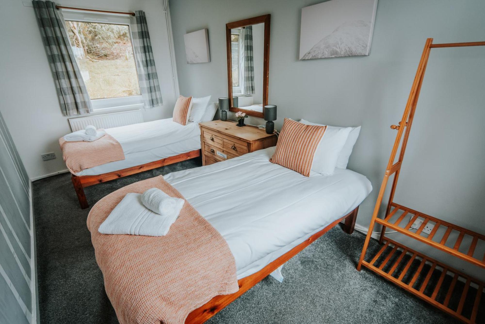 Old Kyle Farm - Stunning Views - 2 Mins From Skye Bridge Villa ไคลาคิน ภายนอก รูปภาพ