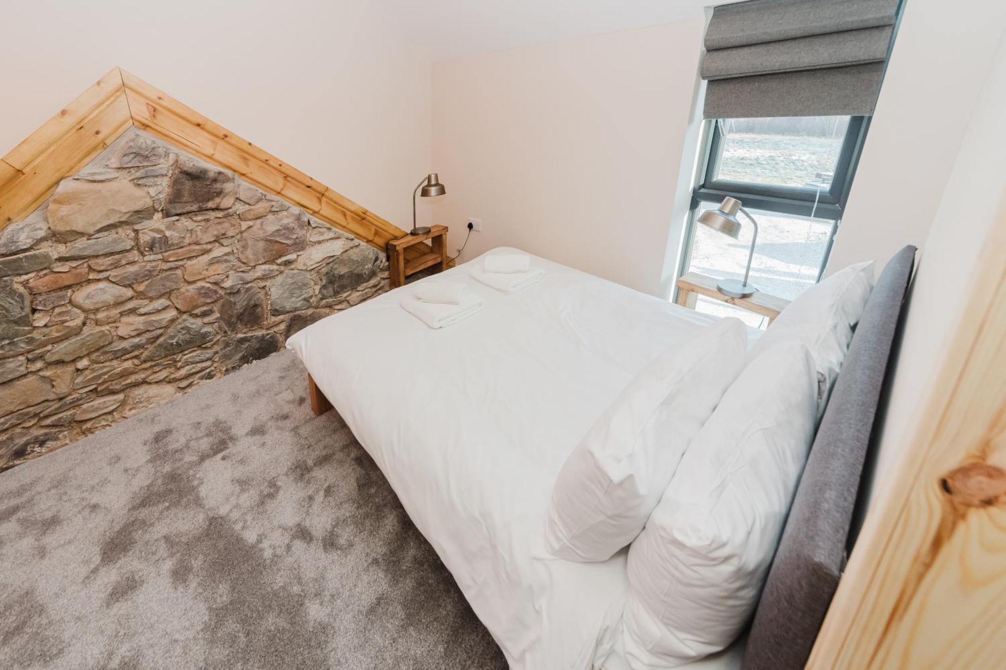 Old Kyle Farm - Stunning Views - 2 Mins From Skye Bridge Villa ไคลาคิน ภายนอก รูปภาพ